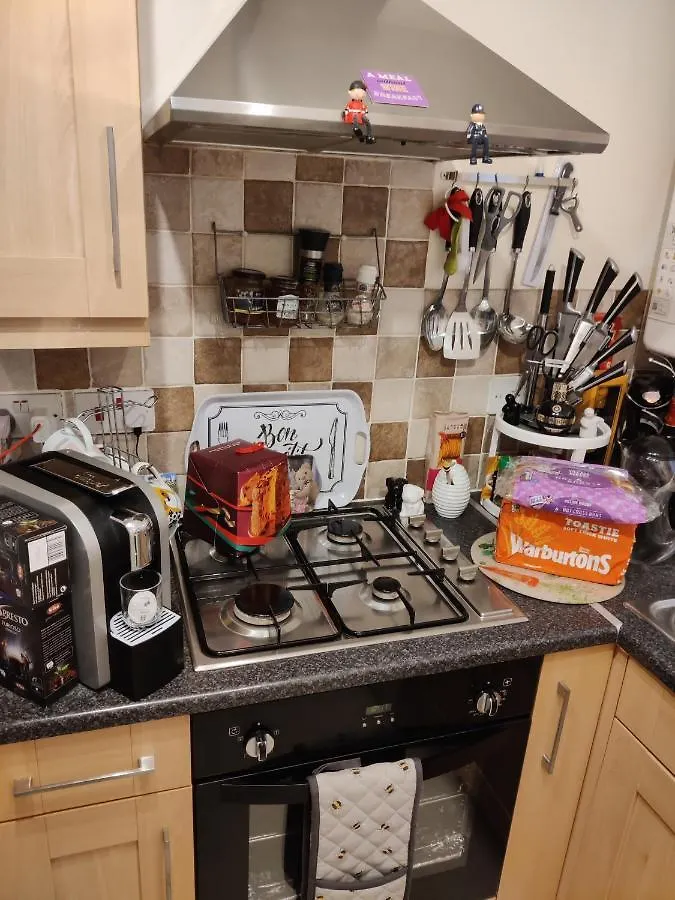 Captivating 1-Bed Apartment In Bournemouth United Kingdom