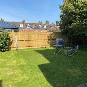 Apartment Lovely Westbourne - 15 Min Walk To, Bournemouth